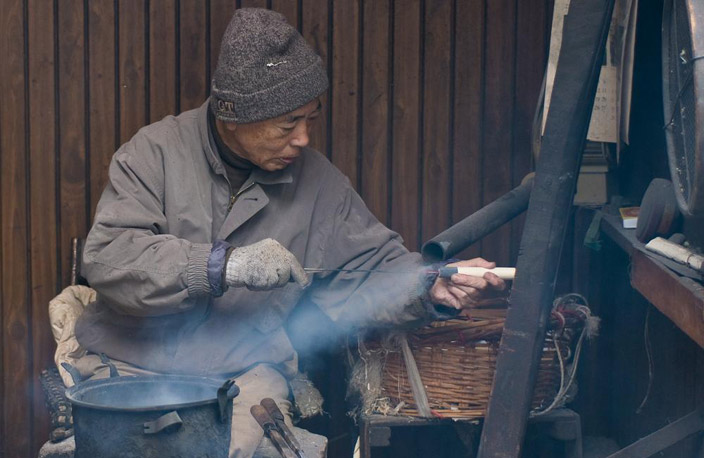 Fabrication artisanel couteau japonais